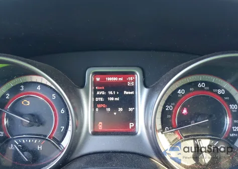 2015 Dodge Journey Crossroad z USA, uszkodzony, nr VIN 3C4PDCGB0FT697905